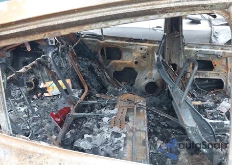 2022 Toyota Prius L z USA, uszkodzony, nr VIN JTDKAMFU1N3179114